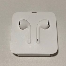 アップル(Apple)の【送料無料】未使用品 Apple純正 EarPods Lightningコネクタ(ヘッドフォン/イヤフォン)