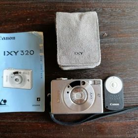 Canon IXY320 コンパクトデジタルカメラ シルバー 通電確認済み