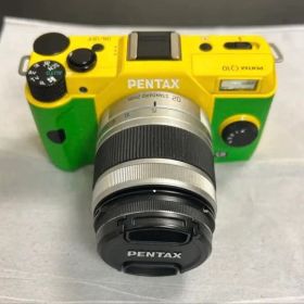 PENTAX ミラーレス一眼 Q10 エヴァンゲリオンモデル ズームレンズ