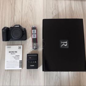 Canon EOS R6 Mark II 本体と付属品