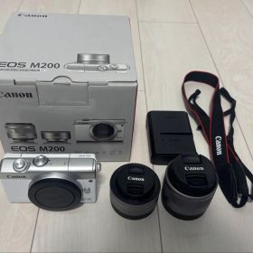 Canon EOS M200 ミラーレスカメラ ダブルズームキット