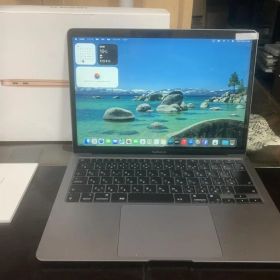 美品 MacBook Air A2337 2020 M1/8GB/512GB