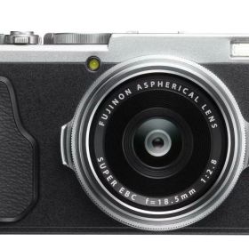 【中古】富士フイルム デジタルカメラ X70 シルバー X70-S当店保証30日間 人気モデル 高画質 売れ筋