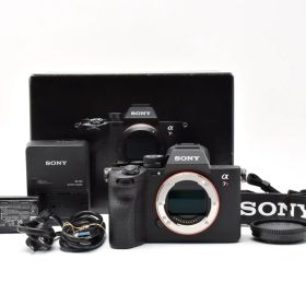 ■3396ショットのほぼ新品■ ソニー α7RⅤ ILCE-7RM5 #C767