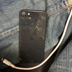iPhone se ブラック