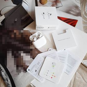 箱1式 ⇔ Apple AirPods 4 エアポッズ 100%/100% アップル TTA02