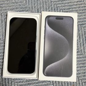 Apple iPhone 16 ブラック 本体￼ Battery 100%