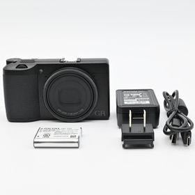 RICOH GR III ショット数 4594回(コンパクトデジタルカメラ)