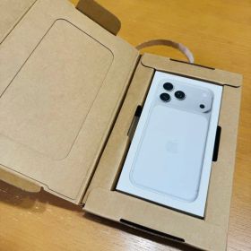 iPhone 17PRO MAX 512gb Silver+APPLE CARE
