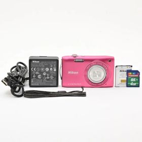 ＜良品＞ Nikon COOLPIX S3300 ストロベリーピンク｜デジタルカメラ｜4GB SDカード付属｜動作良好｜外観きれい｜液晶黄変あり｜光学良好｜コンパクトデジカメ