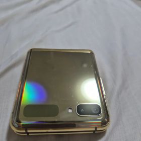 Galaxy Z Flip ゴールド SIMフリー