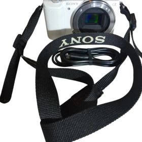 美品 SONY α5100 ILCE-5100 2430万画素 Wi-Fi 自撮