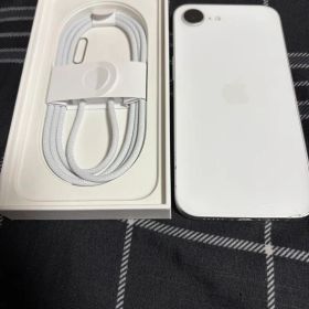 iPhone 16e 128GB ホワイト