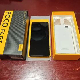 美品★ゲーミングスマホ！POCO F4 GT 8/128 日本版