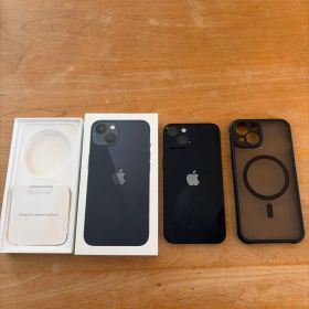 iPhone13 128GB ミッドナイト おまけでケース付き