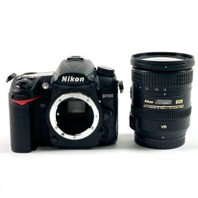 【在庫一掃】 ニコン Nikon D7000 18-200 VR II レンズキット デジタル 一眼レフカメラ 【中古】
