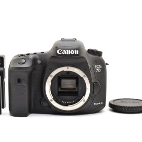 ★極上品★ キヤノン CANON EOS 7D Mark II ボディ #1826