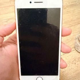 iPhone 8 ゴールド 本体 simfree