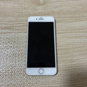 Apple iPhone 8 ホワイト64GBバッテリー残量75%