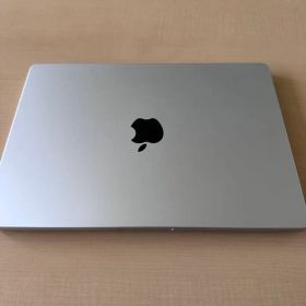 至急【充放電回数16回・極美品】MacBook Pro M2 おまけ付き