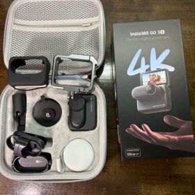 Insta360 GO 3 4K 128GB 本体と付属品