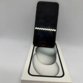 t*o様 iPhone SE 第3世代