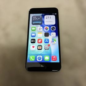 iPhone SE3 SIMフリー 64G