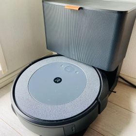 iRobot ルンバ i5+ クリーンベース付き