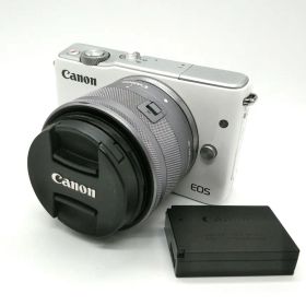 Canon EOS M10 ホワイト 15-45mmレンズ付き