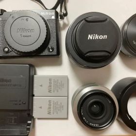 Nikon j5 ミラーレス一眼 ダブルレンズキット 単焦点レンズ スマホ転送