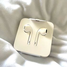 Apple EarPods with Lightning Connector