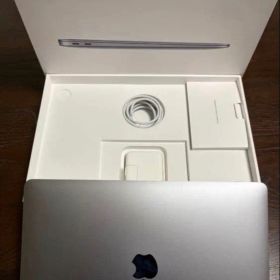 【美品】MacBook Air 2020 16GB 256GB