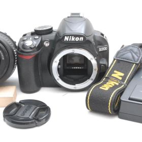 Nikon D3100/AF-S DX NIKKOR 18-55mmVR 良品