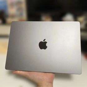 MacBook Pro M3 メモリ16GB/SSD1TB 14インチ