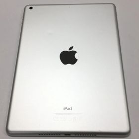 iPad (第5世代) 32GB WIFIモデル シルバー 動作可能 ジャンク品