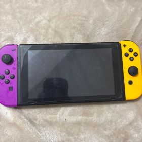 Nintendo Switch 本体 紫と黄色のJoy-Con