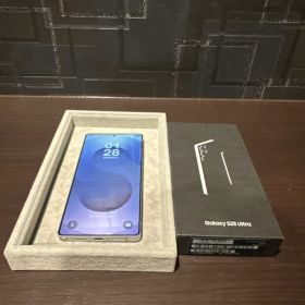 【美品】Galaxy S25 Ultra 256GB チタニウムシルバーブルー