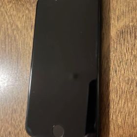 【画面美品】iPhone SE 第2世代 64GB 黒 SIMフリー ケース付