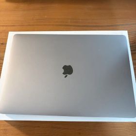 Apple MacBook Pro 16インチふ