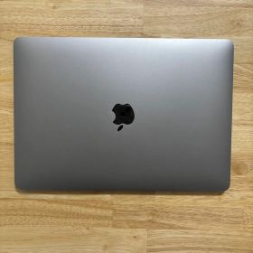 Apple MacBook Air スペースグレー256GB
