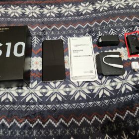 【美品】DOCOMO版SIMフリー Galaxy S10 SC-03L