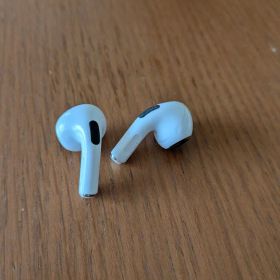 AirPods Pro 初代 本体 ホワイト