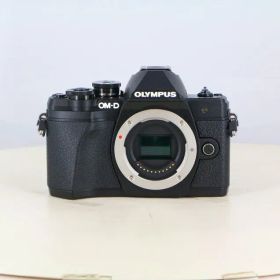 【中古】(オリンパス) OLYMPUS OM-D E-M10 MARKIII ボディ ブラック