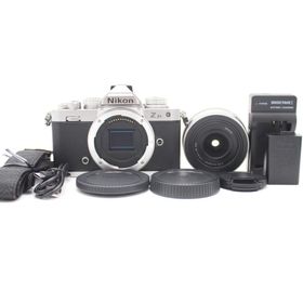ニコン(Nikon)のショット数4658！Nikon Z fc レンズキット シルバー(ミラーレス一眼)