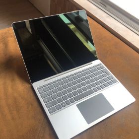 Microsoft Surface Laptop シルバー
