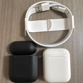AirPods（第2世代）本体 ホワイト + ブラックケース