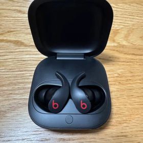 Beats Fit Pro ブラック 保護ケース付き