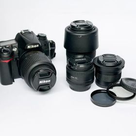 Nikon D7000 デジタル一眼レフカメラ 4本レンズ付き