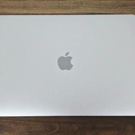 MacBook Air 2020 13インチ Core i3 256GB A2