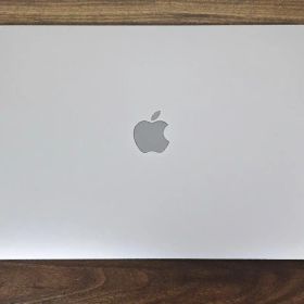 充電129 MacBook Air 2020 13インチ i3 256GB A1